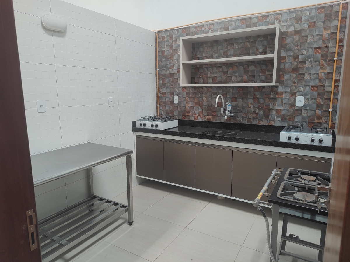 Padaria Completa: Maquinário Moderno e Ponto Montado + 2 Meses de Carência no Aluguel