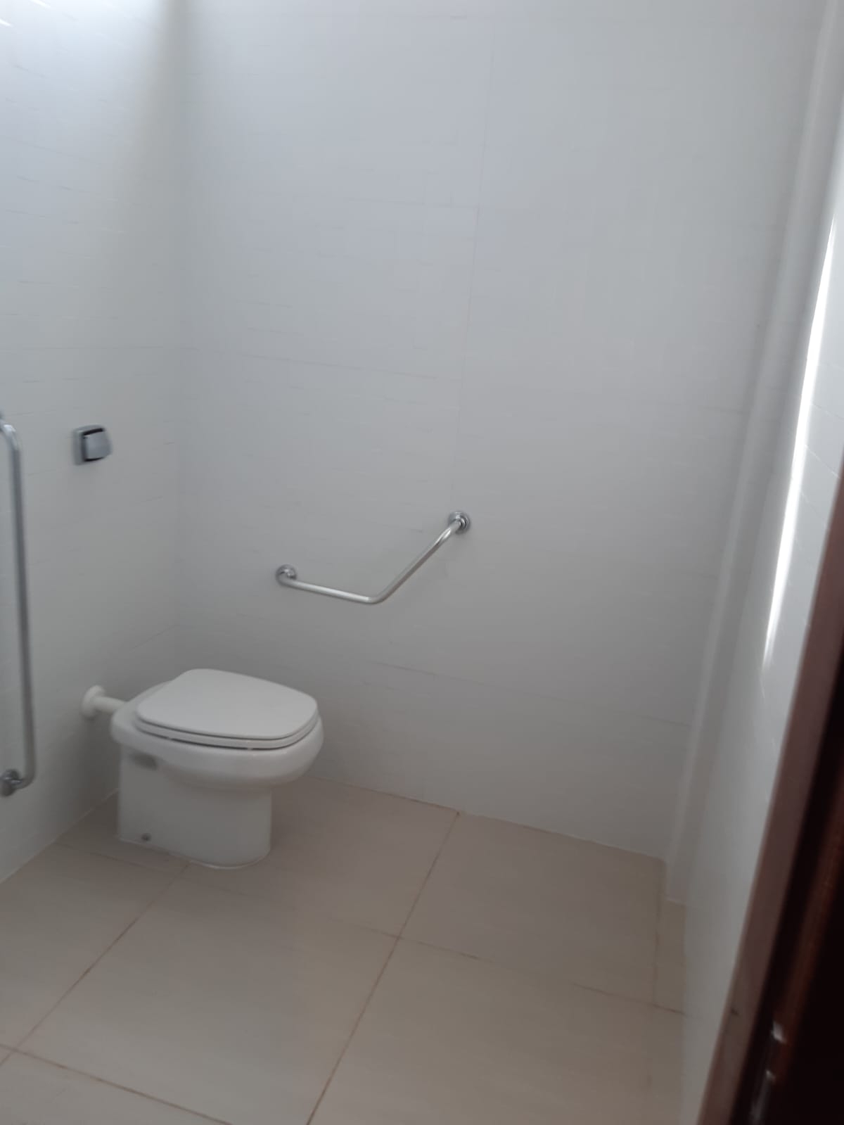 Padaria Completa: Maquinário Moderno e Ponto Montado + 2 Meses de Carência no Aluguel