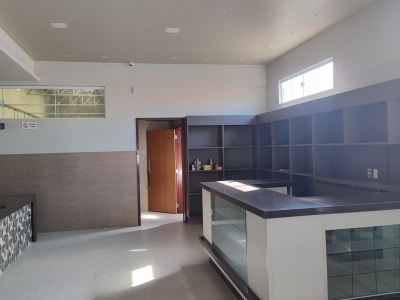 Padaria Completa: Maquinário Moderno e Ponto Montado + 2 Meses de Carência no Aluguel