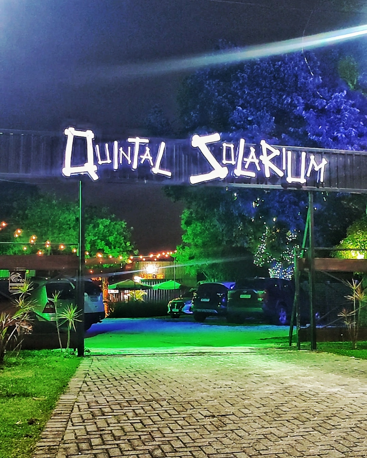 Oportunidade Única: Complexo Gastronômico com Custo de Ocupação ZERO e Ativo Móvel (R$ 1,1Mi em Ativos) em Curitiba 