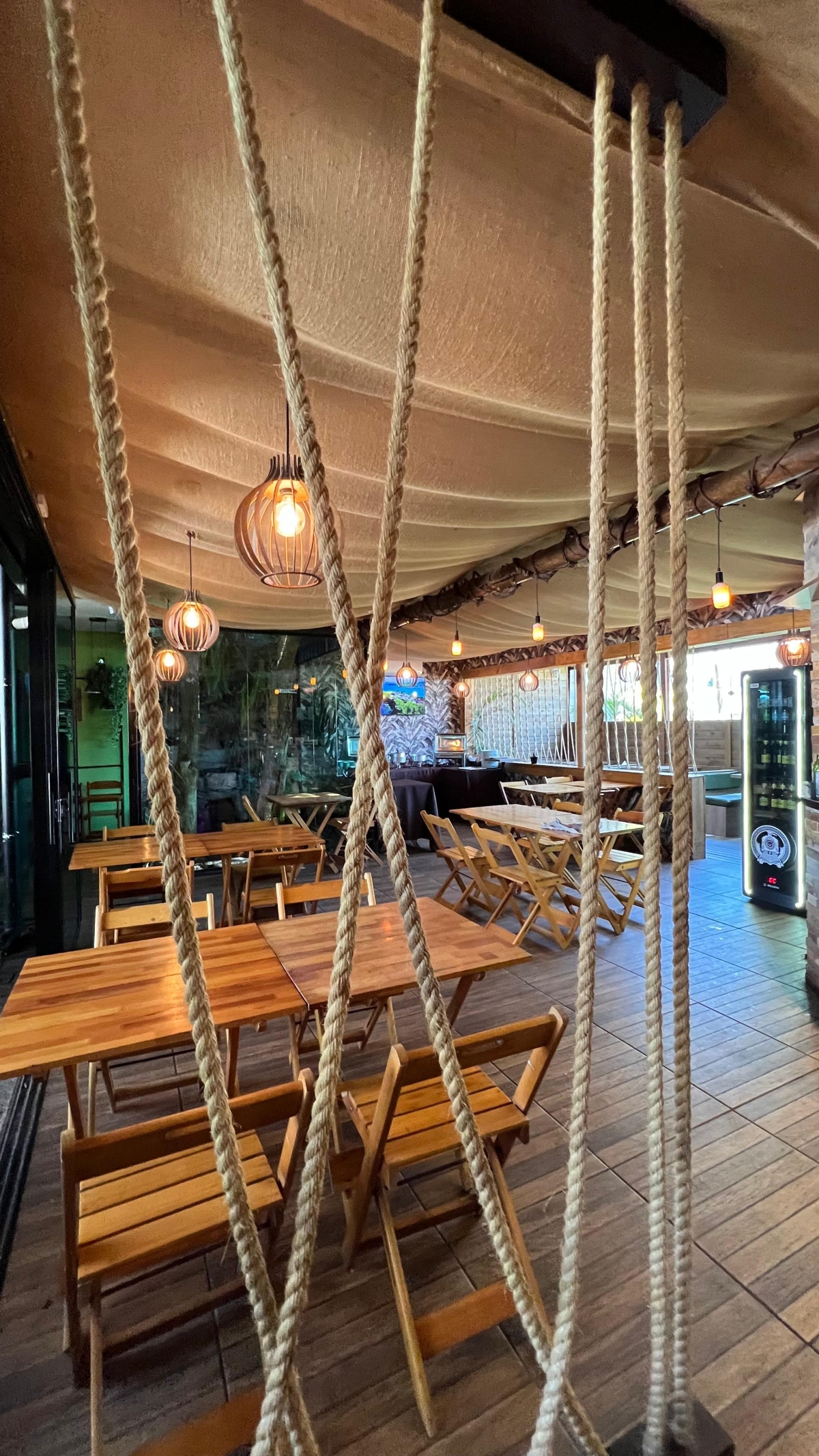 Oportunidade Única: Complexo Gastronômico com Custo de Ocupação ZERO e Ativo Móvel (R$ 1,1Mi em Ativos) em Curitiba 