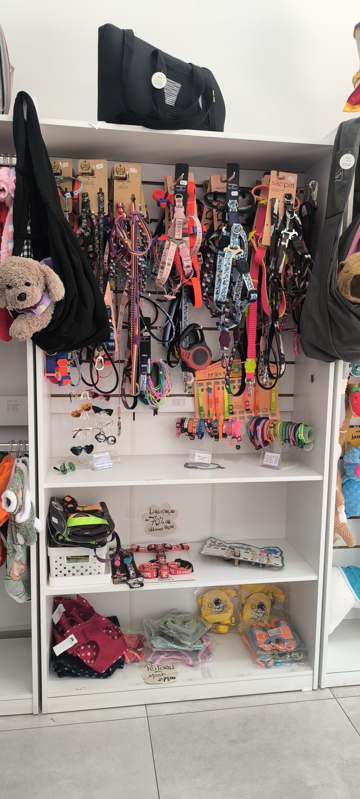 Vendo modelo de negócio +  estoque pet + montagem de loja + fornecedores (SEM ponto)