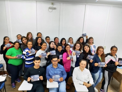 Escola TÉCNICA registro no MEC. 