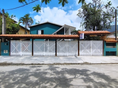 Vendo pousada em Maresias , litoral norte de São Paulo.