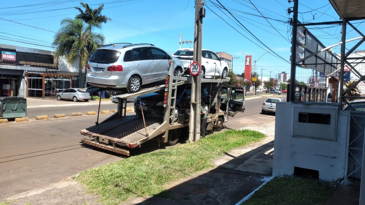 Vendo  Empresa Automotiva Consolidada na compra e venda de veículos