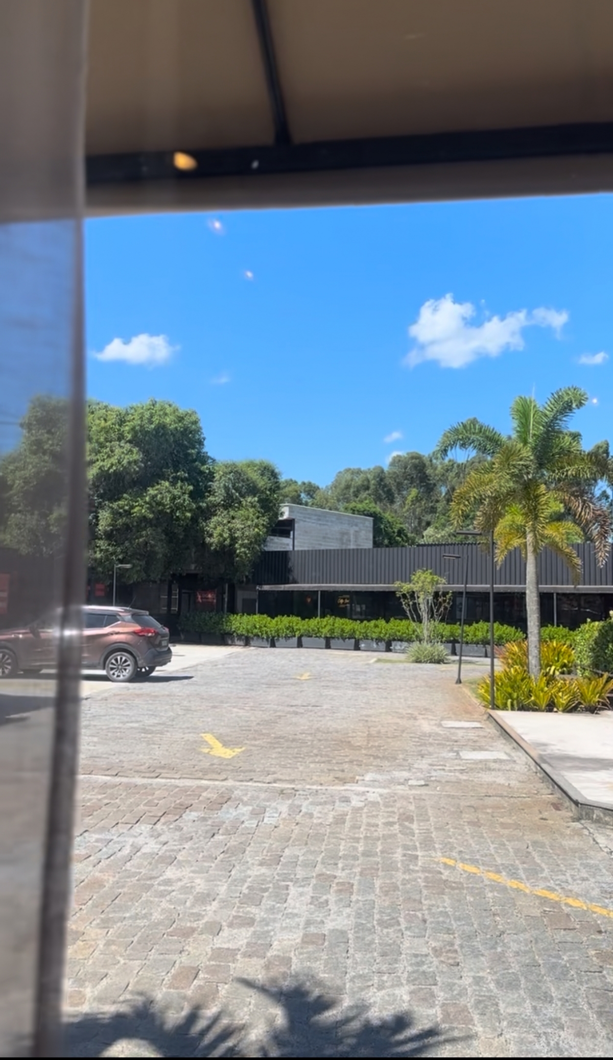 Salão Alto Padrão em Shopping Aberto 