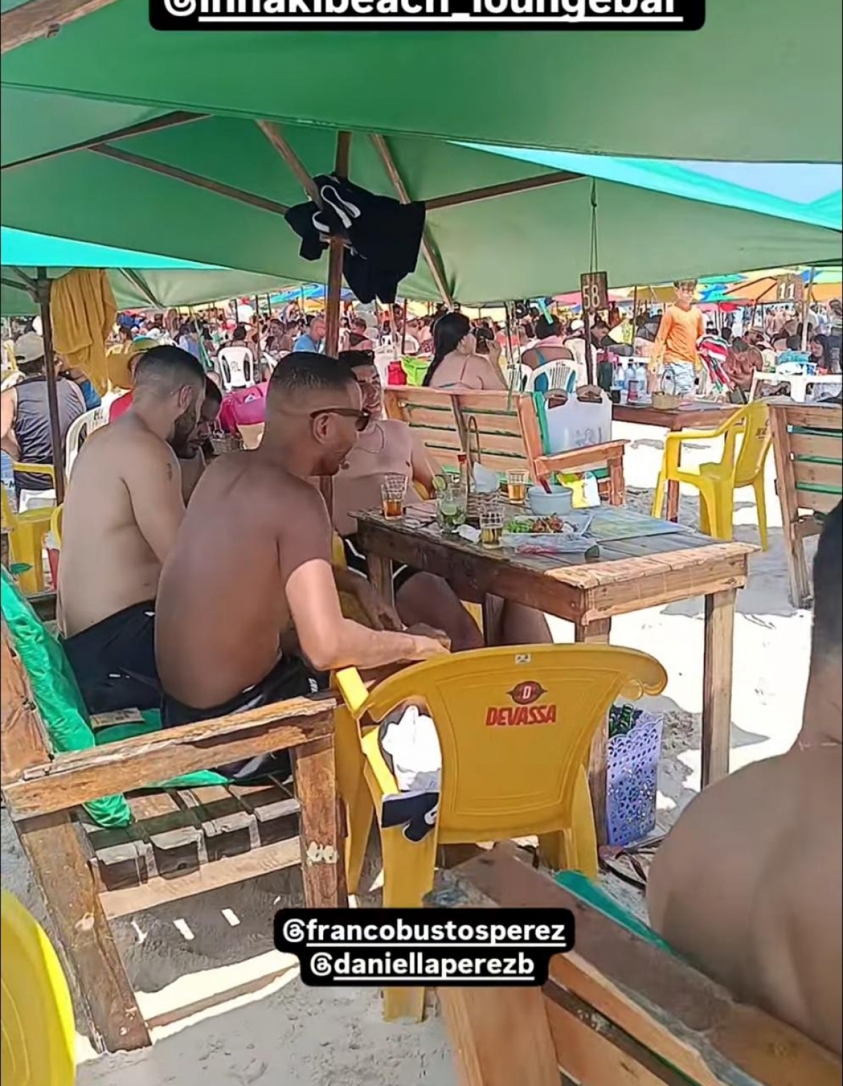 Restaurante frente mar 