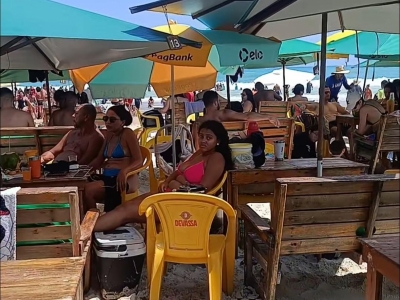 Restaurante frente mar 