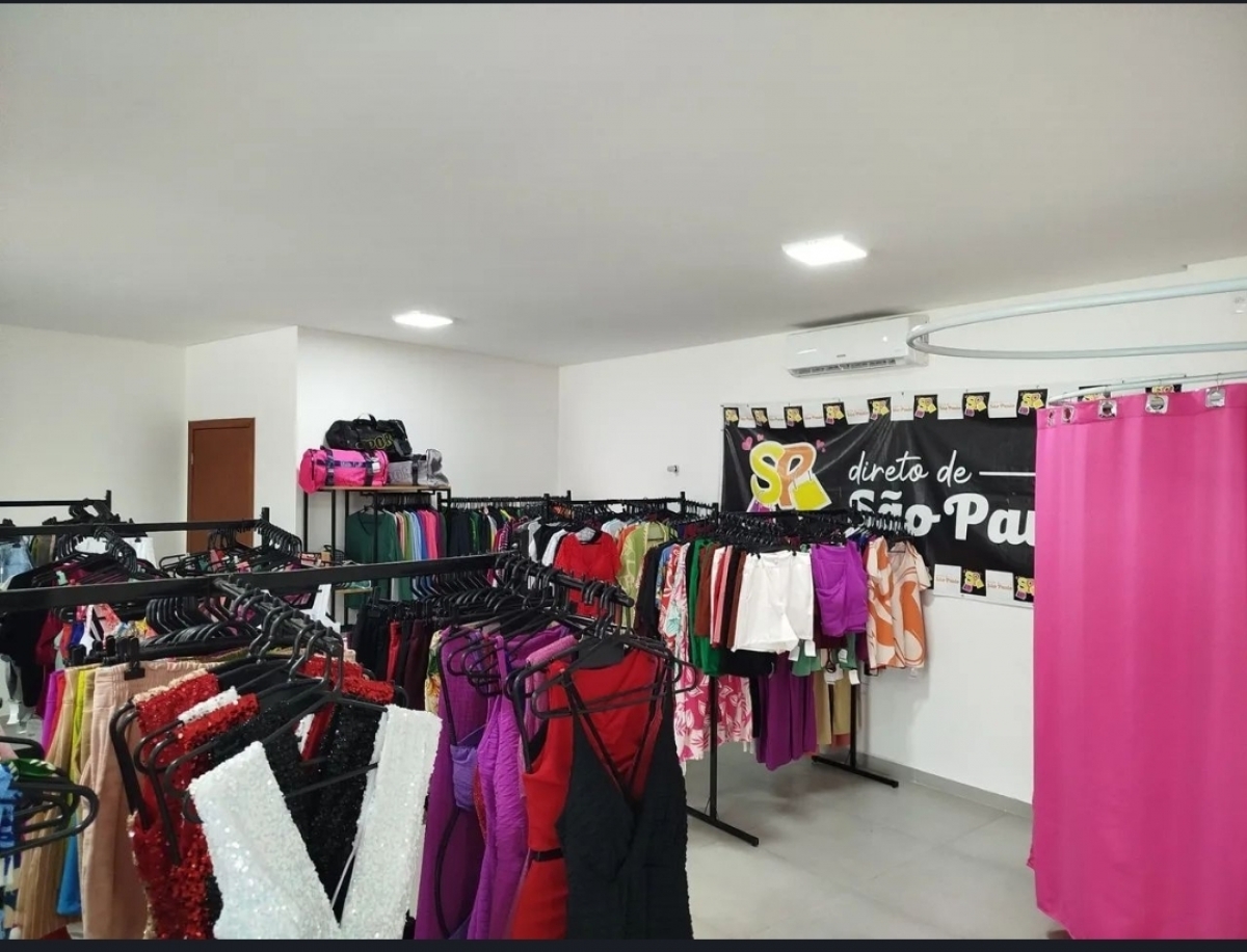 LOJA DE ROUPAS CONSOLIDADA, COM MARCA REGISTRADA - FLORIANÓPOLIS SC
