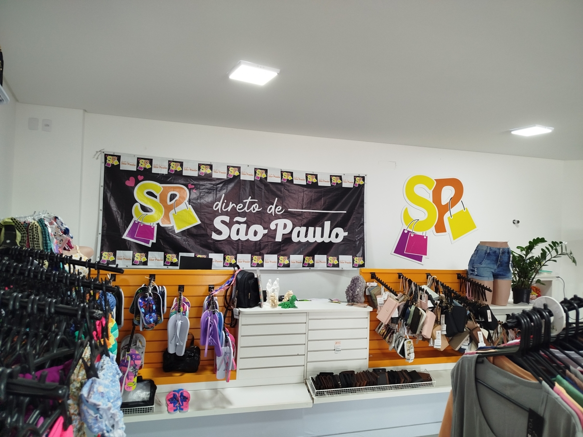 LOJA DE ROUPAS CONSOLIDADA, COM MARCA REGISTRADA - FLORIANÓPOLIS SC