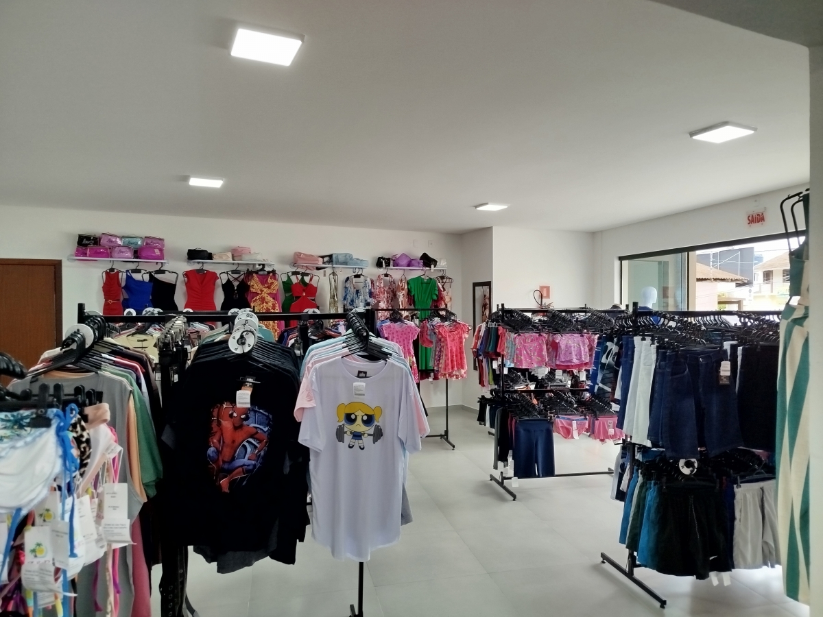 LOJA DE ROUPAS CONSOLIDADA, COM MARCA REGISTRADA - FLORIANÓPOLIS SC
