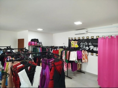 LOJA DE ROUPAS CONSOLIDADA, COM MARCA REGISTRADA - FLORIANÓPOLIS SC