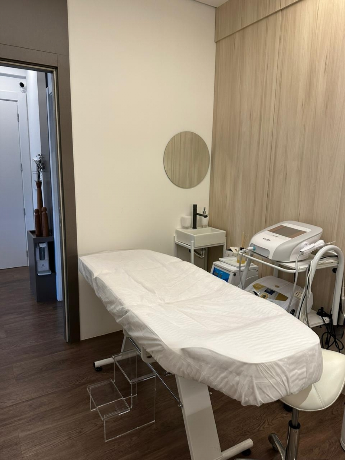 Clínica Médica / Nutricionista em Baln. Camboriú - SC