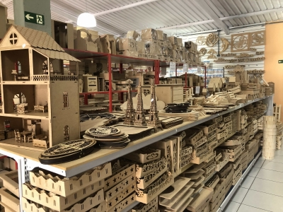 Loja de materiais para artesanato em Jundiai