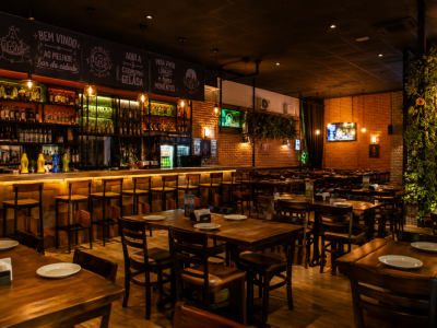 Bar Na Via Gastronômica em Santos