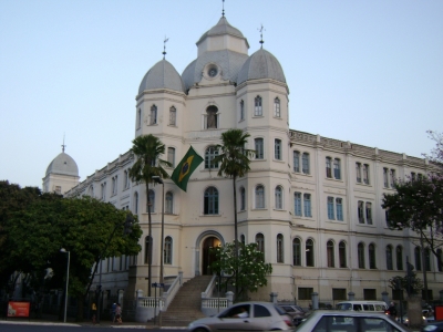 Empresa de manutenção predial e restauração de fachadas — 13 anos — Belo Horizonte/MG