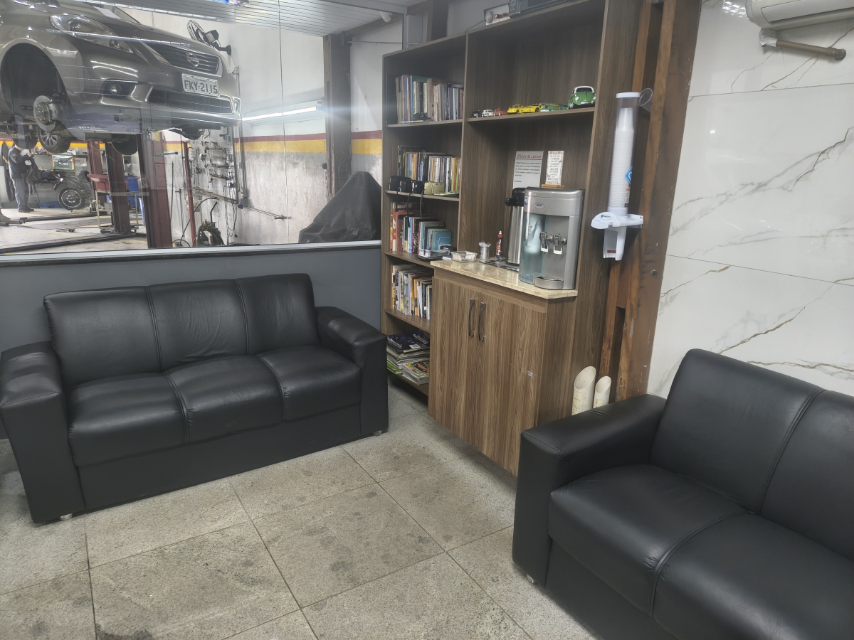 Centro automotivo vendas peças reparo veículos 