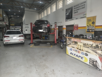 Centro automotivo vendas peças reparo veículos 
