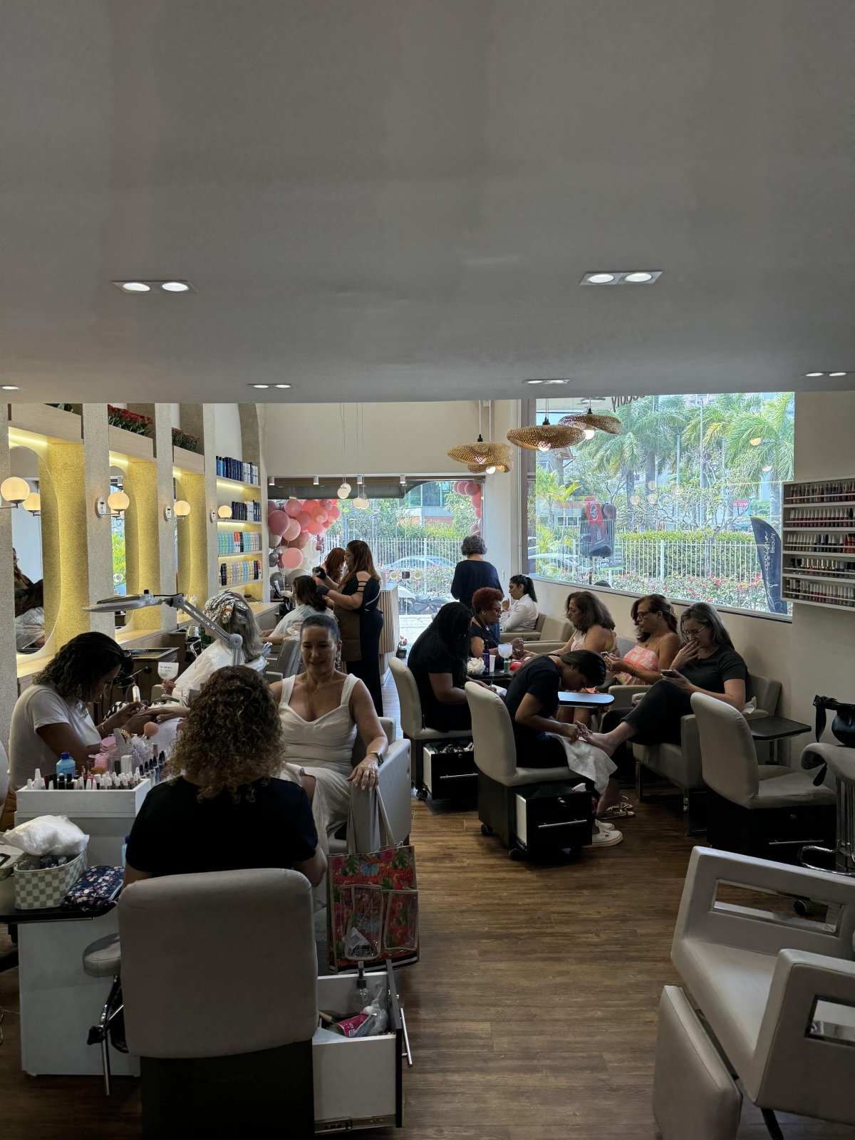 Studio de Beleza especializado em Mega hair