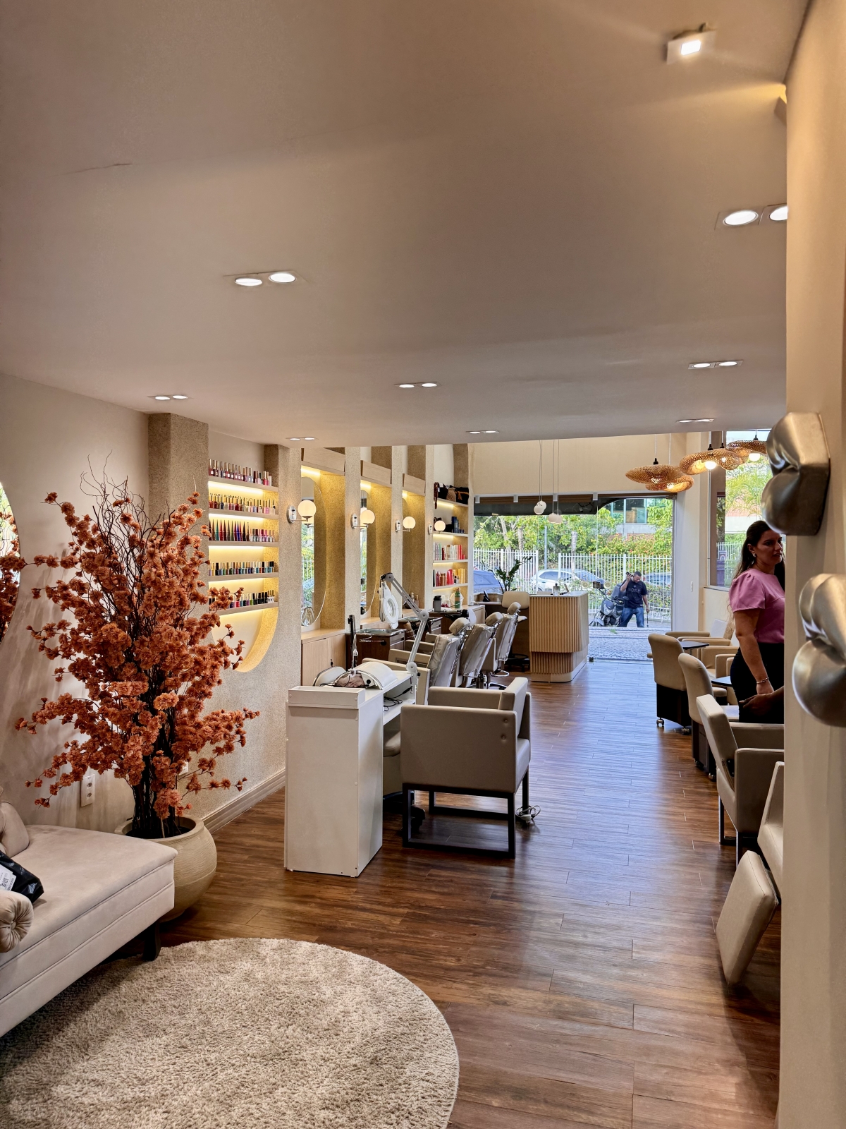 Studio de Beleza especializado em Mega hair