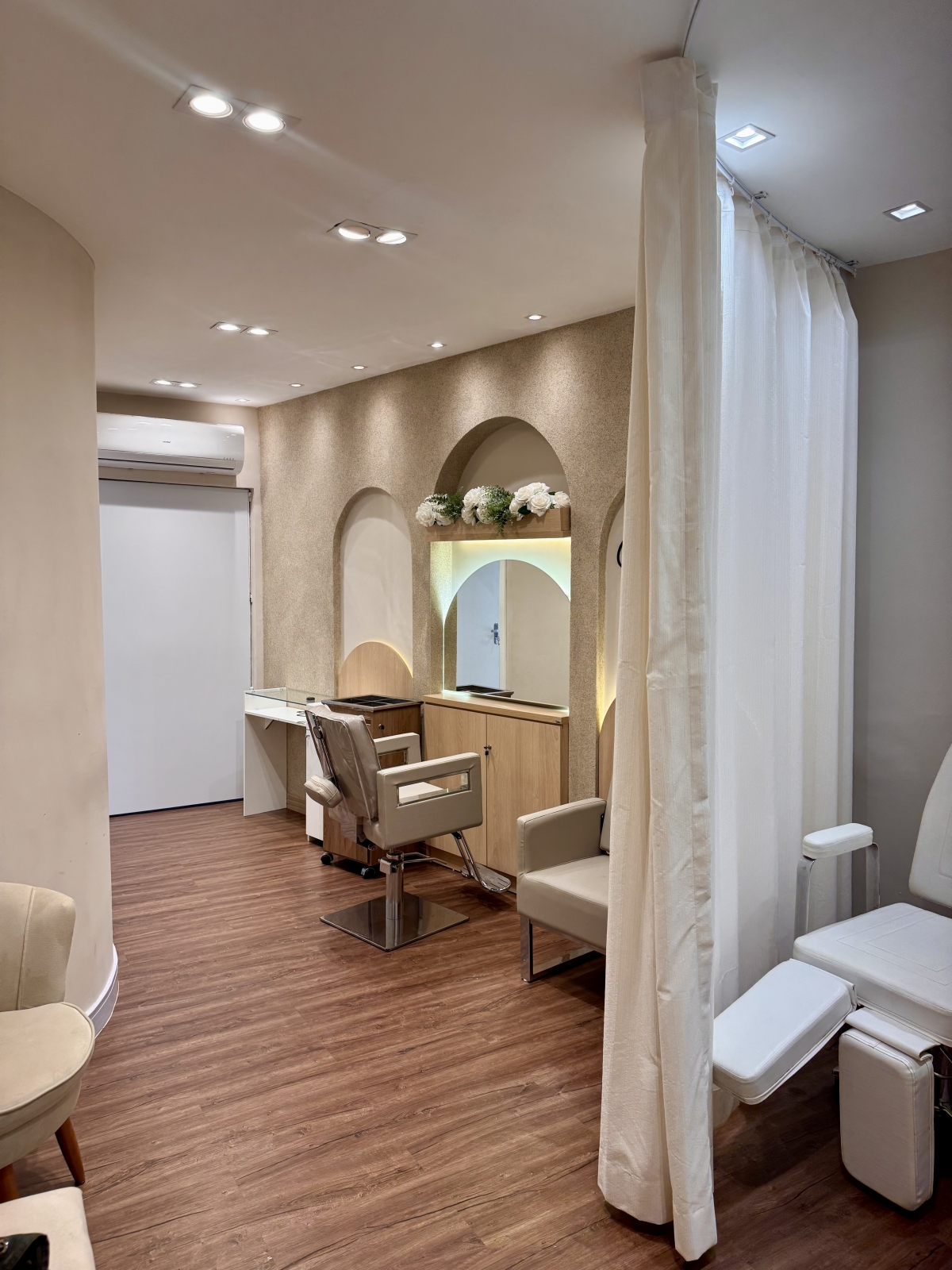 Studio de Beleza especializado em Mega hair