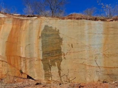 Jazida de Granito à Venda ou parceria
