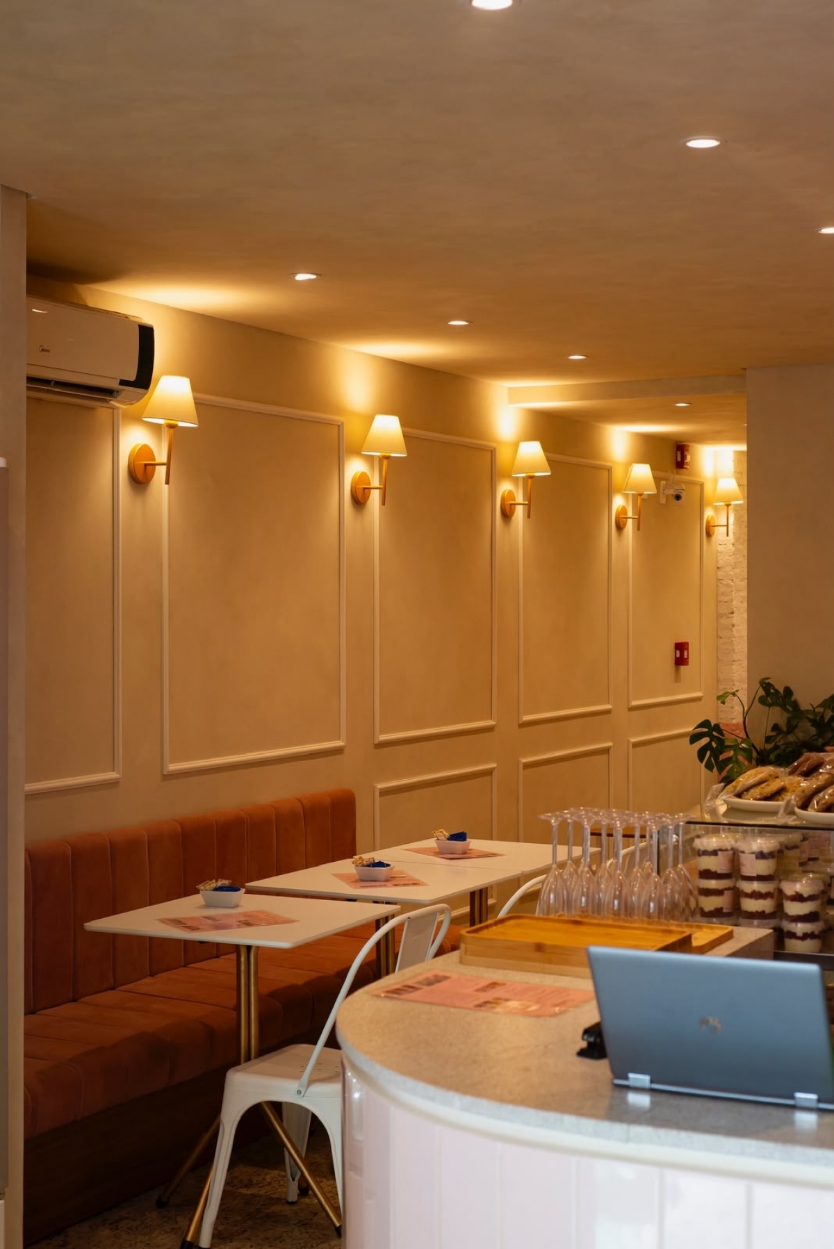 Cafeteria e Confeitaria no Vila da serra