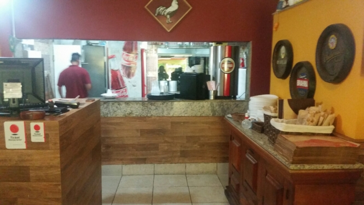 VENDO RESTAURANTE NO RECREIO DOS BANDEIRANTES