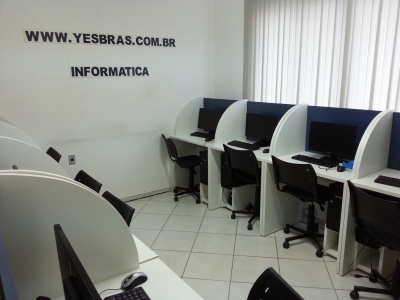 Escola de Idiomas, Beleza, Informática e Cursos Profissionalizantes em Florianópolis