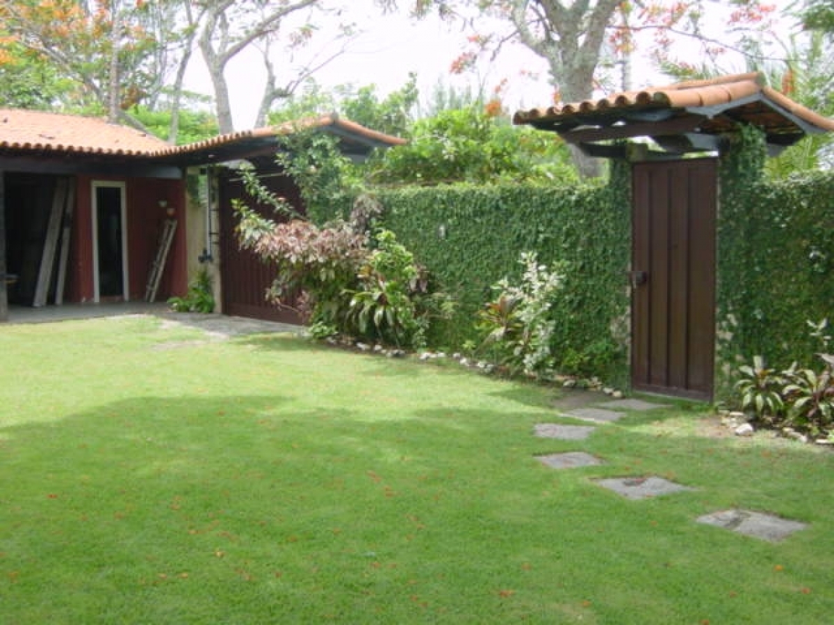 Casa para eventos - Pousada - 800m2 Construção em 5.000m2 terreno a beira da água