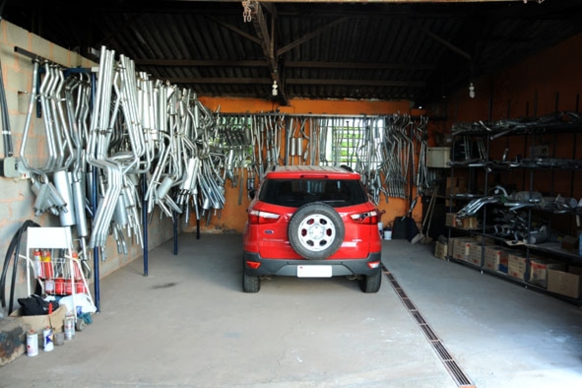 VENDO UM AUTO CENTER