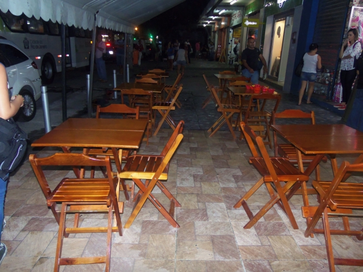 PIZZARIA FORNO A LENHA - CACHAMBI