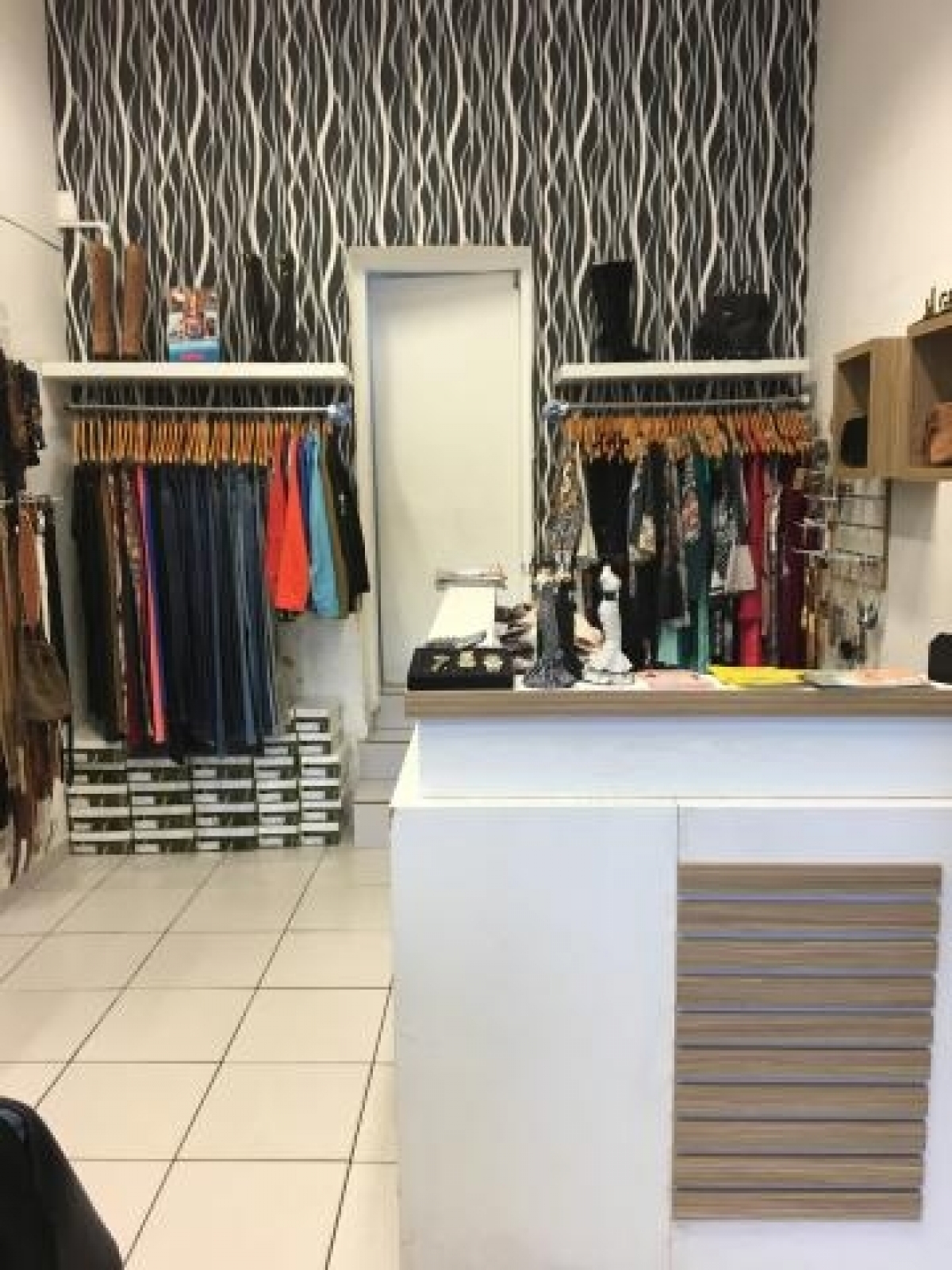 Loja de Roupas Feminina - multimarcas