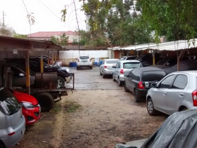 Estacionamento e Lava-car vende-se