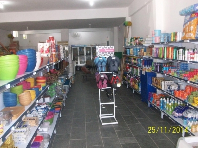 Mercadinho c/ área de 150M2, bem montado e sortido 